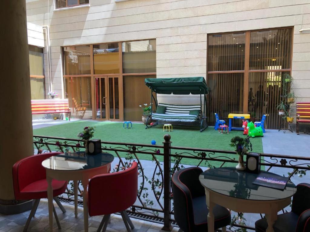 California Boutique Hotell Jerevan Eksteriør bilde
